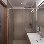 Hotell By Alps 4*