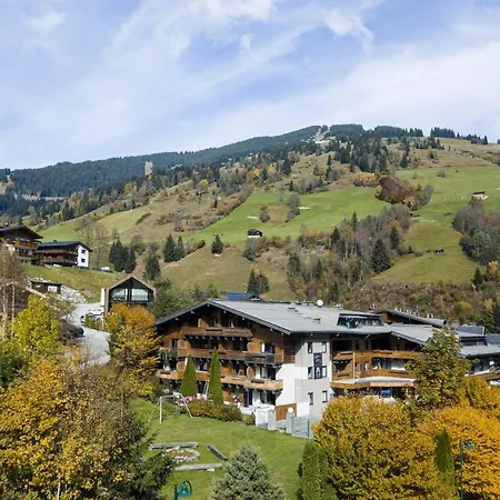 By Alps * Saalbach