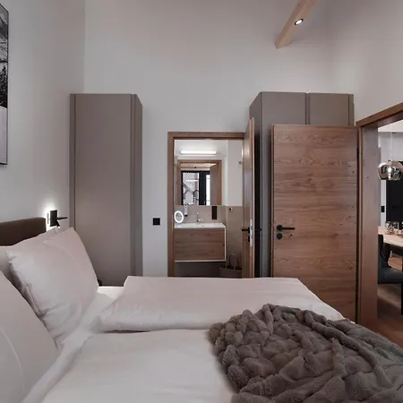 By Alps Aparthotel Saalbach